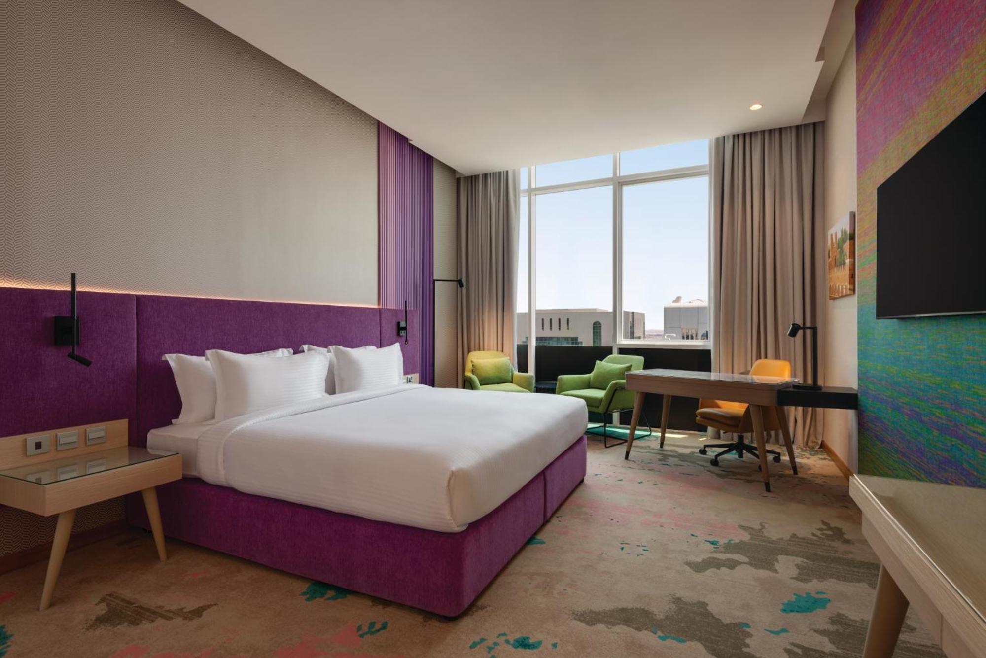 La Quinta By Wyndham Abu Dhabi Al Wahda Hotel Exterior photo